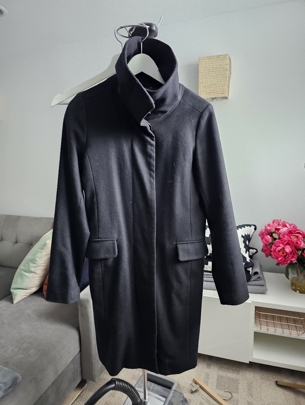 EUC Club Monaco Black Wool Cashmere Long Coat Size Small